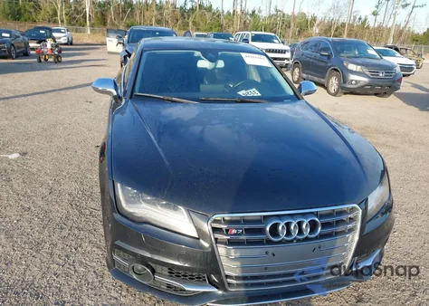 2014 Audi S7 4.0T Prestige из США, поврежденный, VIN WAUW2AFC2EN121728